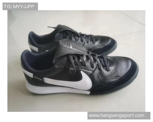 2016年性价比高的足球鞋推荐让你在球场上尽显风采